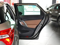 2012款 1.6T 自动 尊享版 5座