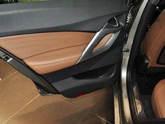 2012款 1.6T 自动 尊享版 5座