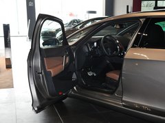 2012款 1.6T 自动 尊享版 5座