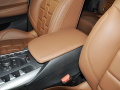2012款 1.6T 自动 尊享版 5座