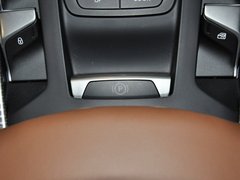 2012款 1.6T 自动 尊享版 5座