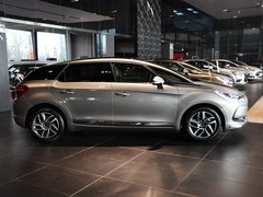 2012款 1.6T 自动 尊享版 5座
