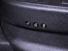2012款 1.6T 自动 尊享版 5座