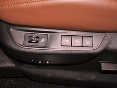 2012款 1.6T 自动 尊享版 5座