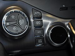 2012款 1.6T 自动 尊享版 5座