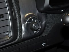 2012款 1.6T 自动 尊享版 5座