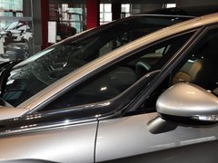2012款 1.6T 自动 尊享版 5座