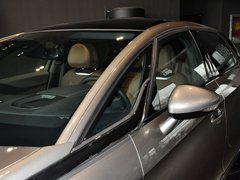 2012款 1.6T 自动 尊享版 5座