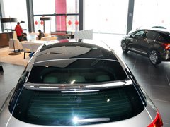 2012款 1.6T 自动 尊享版 5座