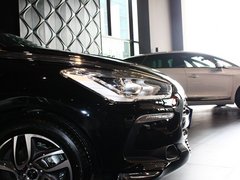 2012款 1.6T 自动 尊享版 5座