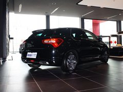 2012款 1.6T 自动 尊享版 5座