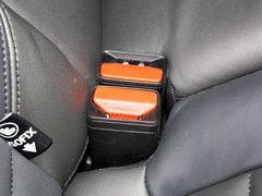 2012款 1.6T 自动 尊享版 5座