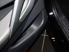 2012款 1.6T 自动 尊享版 5座