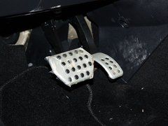 2012款 1.6T 自动 尊享版 5座