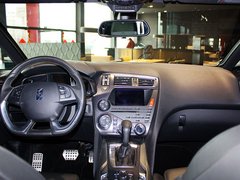 2012款 1.6T 自动 尊享版 5座