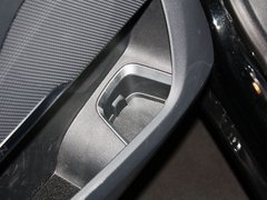 2012款 1.6T 自动 尊享版 5座