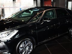 2012款 1.6T 自动 尊享版 5座