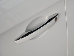 2012款 1.6T 自动 尊享版 5座