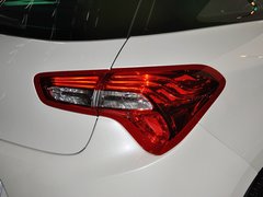 2012款 1.6T 自动 尊享版 5座