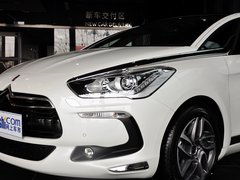 2012款 1.6T 自动 尊享版 5座