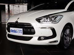 2012款 1.6T 自动 尊享版 5座