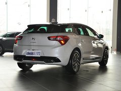 2012款 1.6T 自动 尊享版 5座