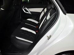 2012款 1.6T 自动 尊享版 5座