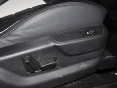 2012款 1.6T 自动 尊享版 5座