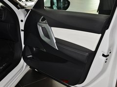 2012款 1.6T 自动 尊享版 5座