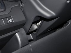 2012款 1.6T 自动 尊享版 5座