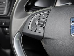 2012款 1.6T 自动 尊享版 5座