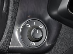 2012款 1.6T 自动 尊享版 5座