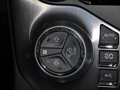 2012款 1.6T 自动 尊享版 5座