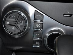 2012款 1.6T 自动 尊享版 5座