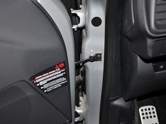 2012款 1.6T 自动 尊享版 5座