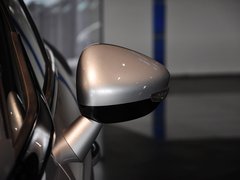 2012款 1.6T 自动 尊享版 5座
