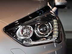 2012款 1.6T 自动 尊享版 5座
