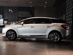2012款 1.6T 自动 尊享版 5座