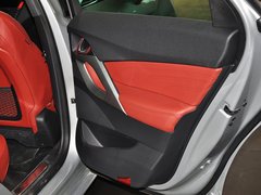 2012款 1.6T 自动 尊享版 5座