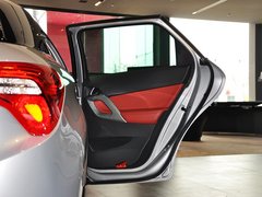2012款 1.6T 自动 尊享版 5座