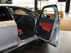 2012款 1.6T 自动 尊享版 5座