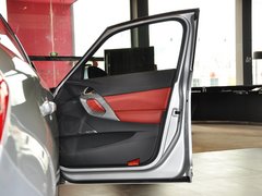 2012款 1.6T 自动 尊享版 5座