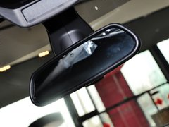 2012款 1.6T 自动 尊享版 5座