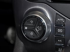 2012款 1.6T 自动 尊享版 5座