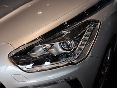 2012款 1.6T 自动 尊享版 5座