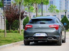 2012款 1.6T 自动 尊享版 5座