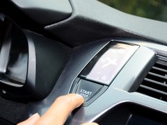 2012款 1.6T 自动 尊享版 5座