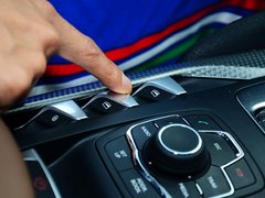 2012款 1.6T 自动 尊享版 5座