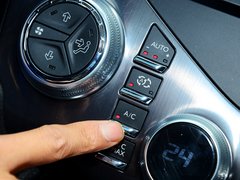 2012款 1.6T 自动 尊享版 5座