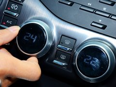 2012款 1.6T 自动 尊享版 5座